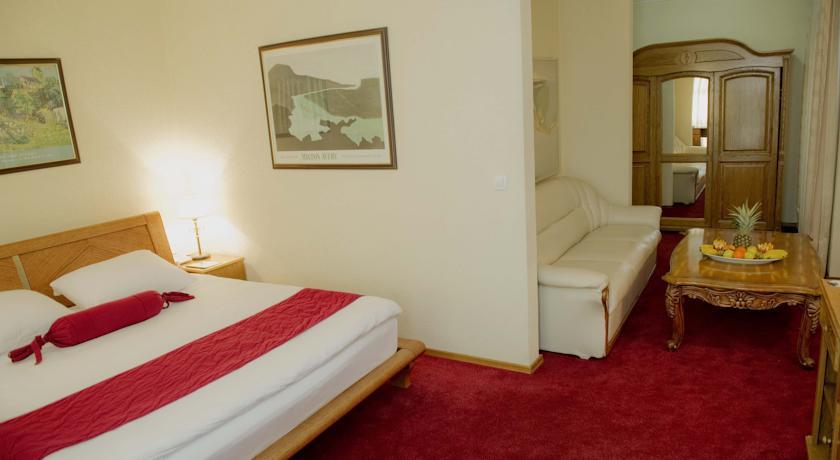 Hotel Victory Priştine Dış mekan fotoğraf