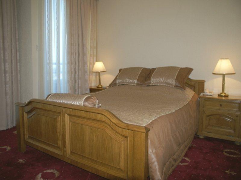 Hotel Victory Priştine Dış mekan fotoğraf